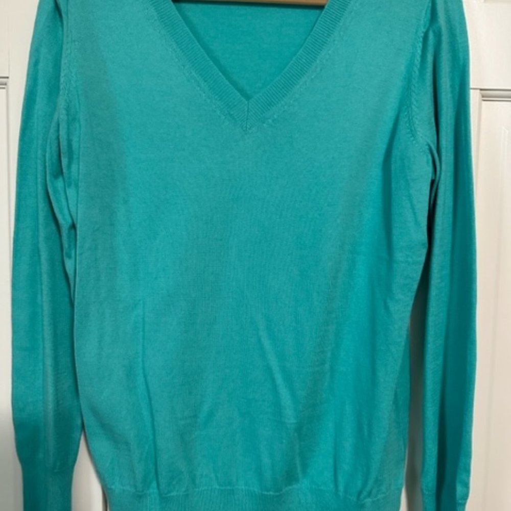 Worthington Size XL Mint Green V Neck Long Sleeve Lightweight Sweater Never Worn